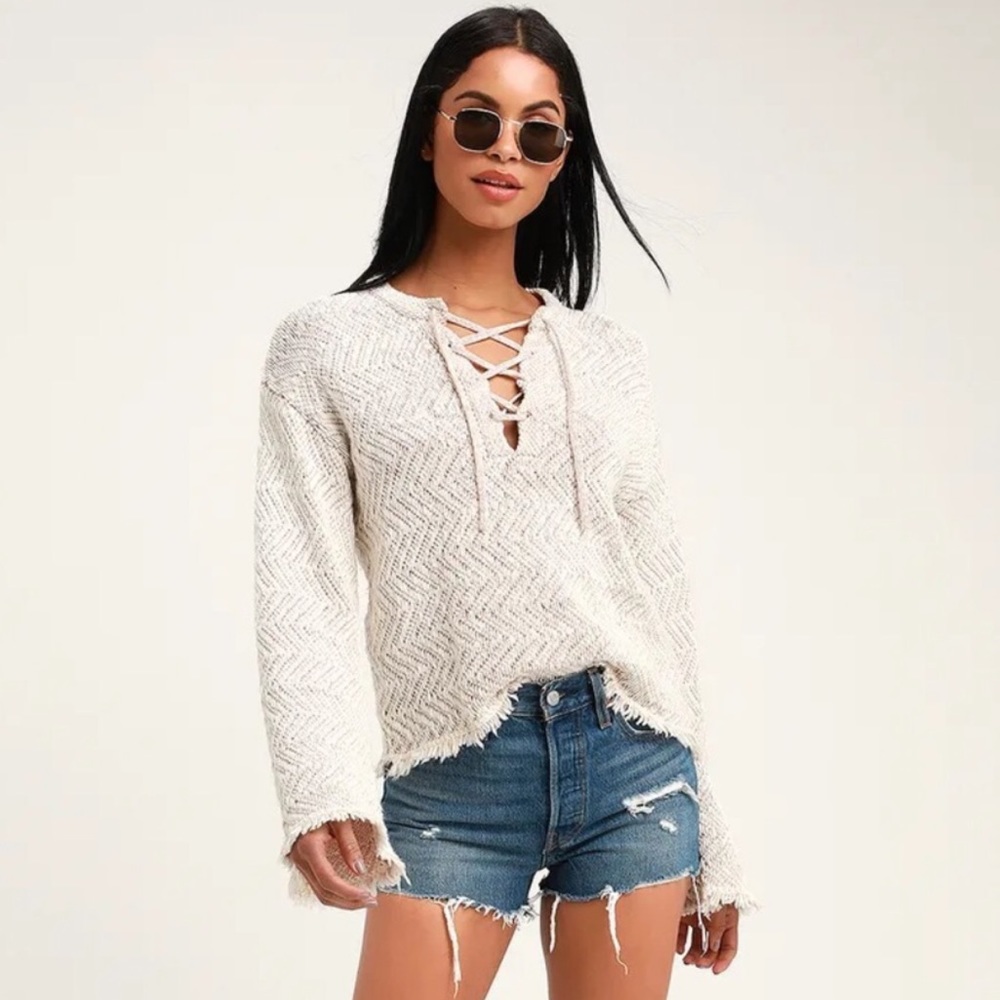 Billabong Cream Crew Neck Sweater with Relaxed Fit